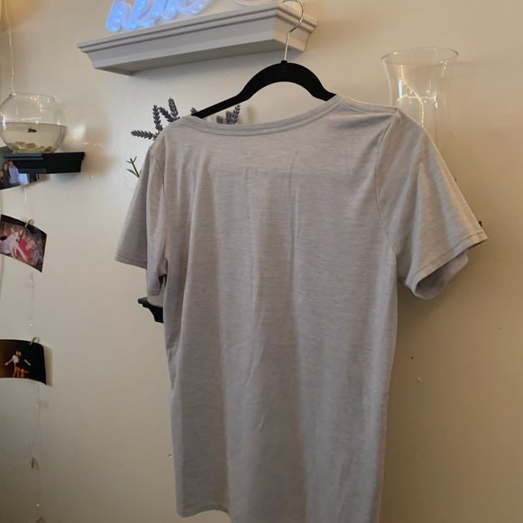 Nike workout shirt - Picture 2 of 2